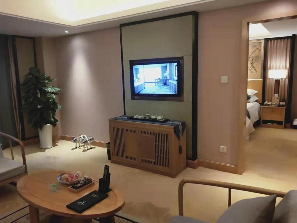 Feicheng Blossom Hotel Exterior foto