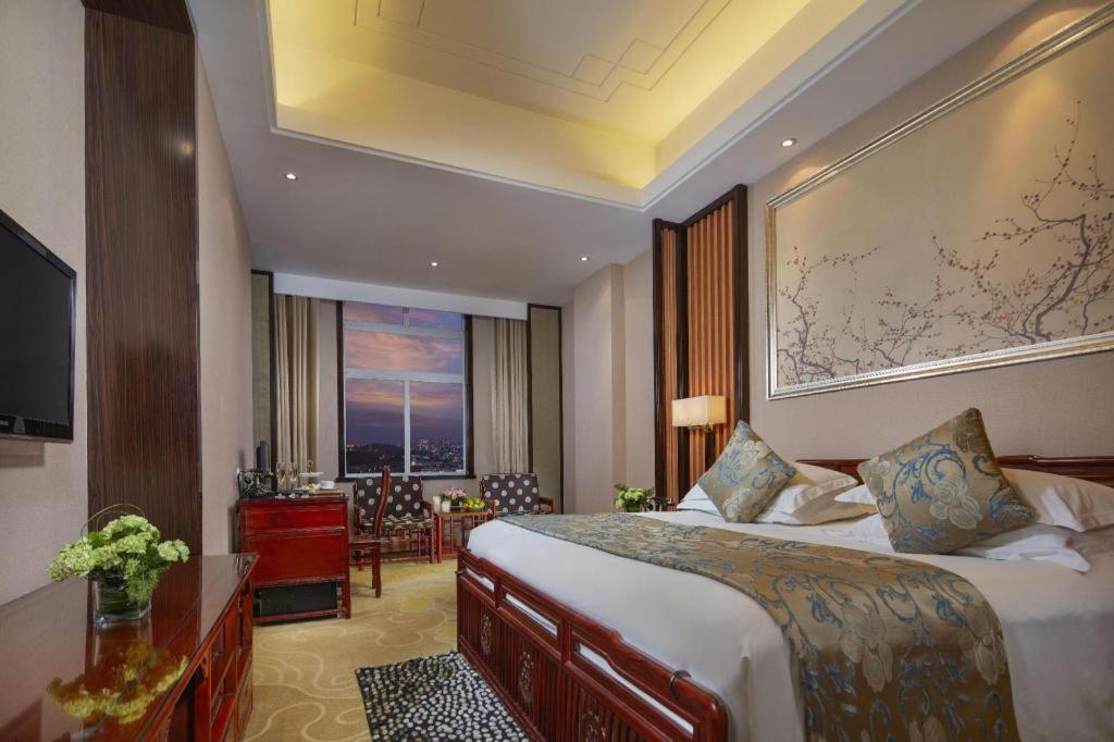 Feicheng Blossom Hotel Exterior foto