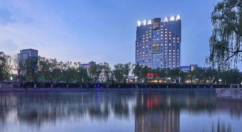 Feicheng Blossom Hotel Exterior foto